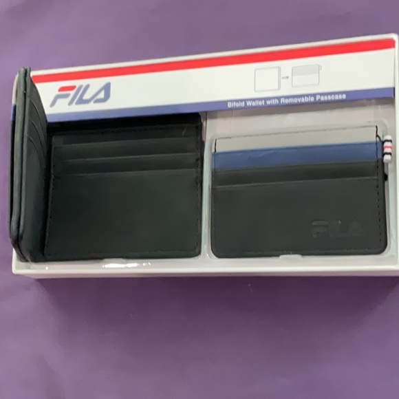 NIB Men’s FILA Bifold Wallet With Removable Card Holder - Picture 4 of 5